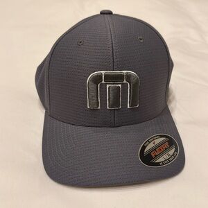 New Travis Mathew Gray Hat, Flexfit, Size L-XL